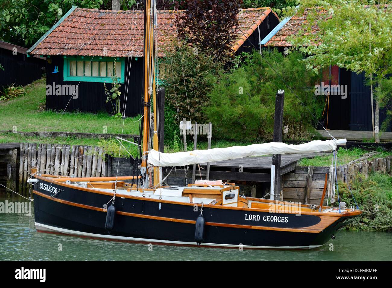 Frankreich, Charente Maritime, La Tremblade, Austern Dorf Holzboot Stockfoto