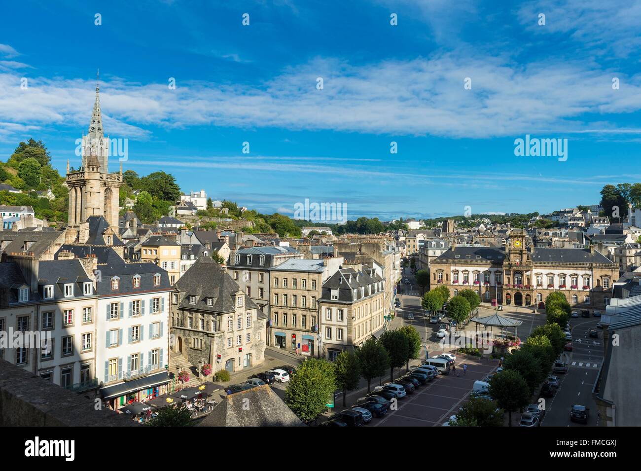 Frankreich, Finistere, Morlaix, Saint-Melaine Kirche und Geiseln Platz Stockfoto