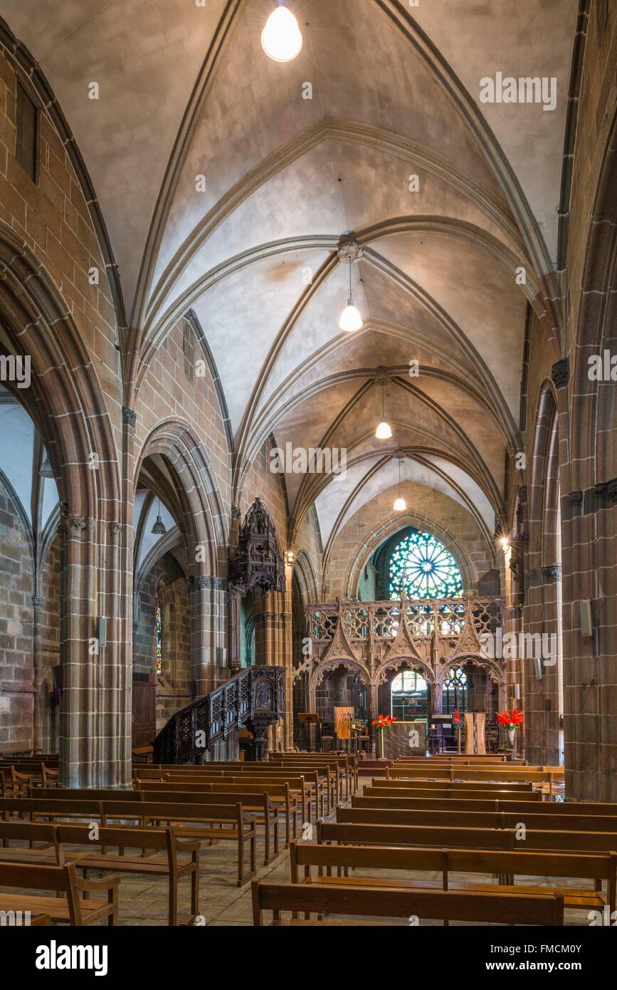 Frankreich, Finistere, Le Folgoet, Basilika Notre-Dame du Folgoet (14. und 15. Jahrhundert), das Langhaus und Chor-Leinwand aus Stockfoto