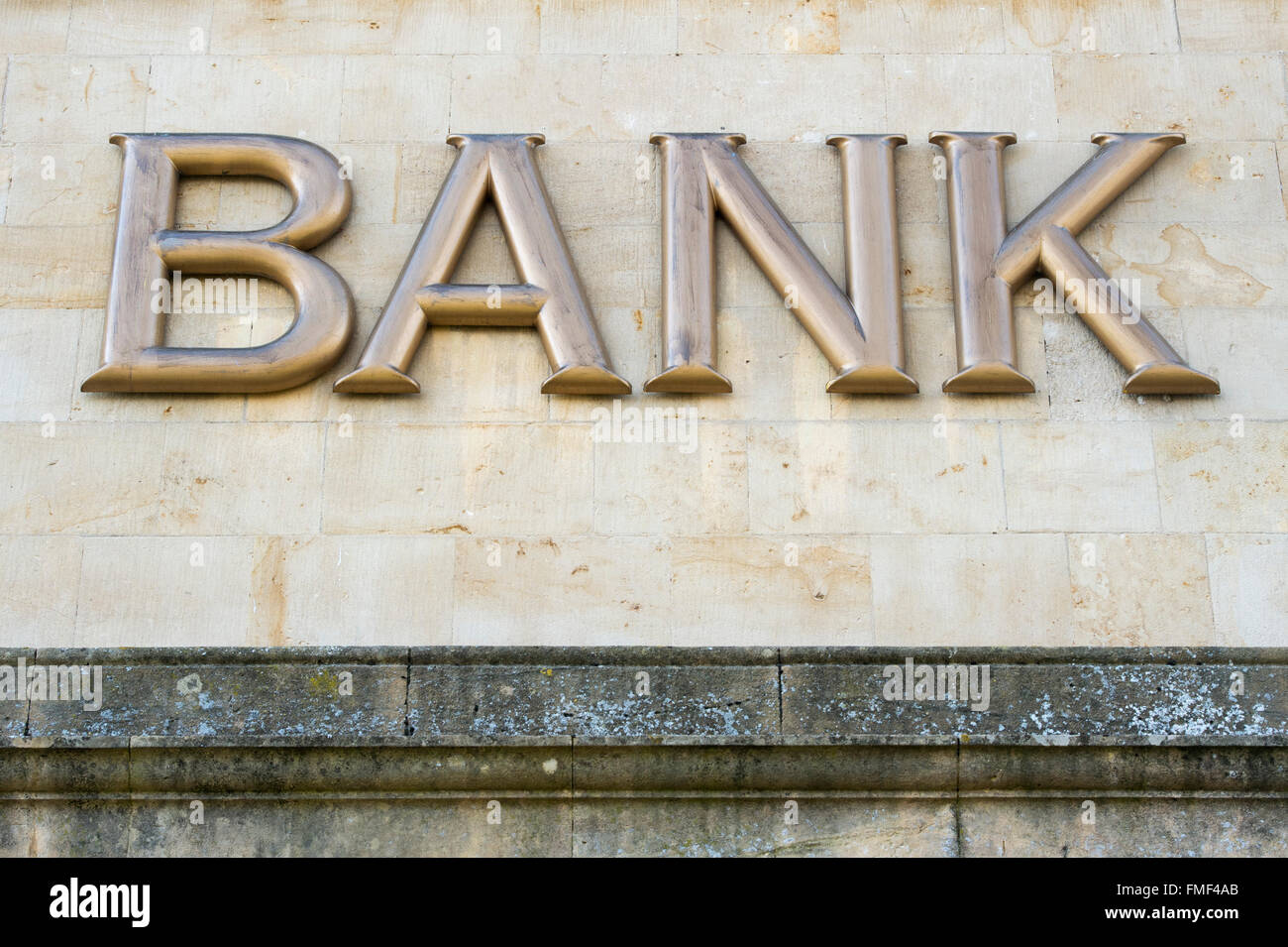 Alte Bank unterzeichnen, Moreton in Marsh, Cotswolds, Gloucestershire, England Stockfoto