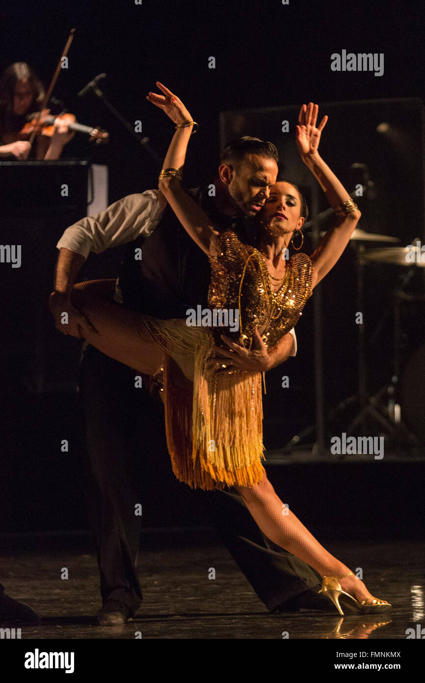 Die Tango Argentino Show unsterblichen Tango erstellt von deutschen Cornejo öffnet im Peacock Theatre am 1. März 2016 und läuft bis zum 19. März 2016. Stockfoto