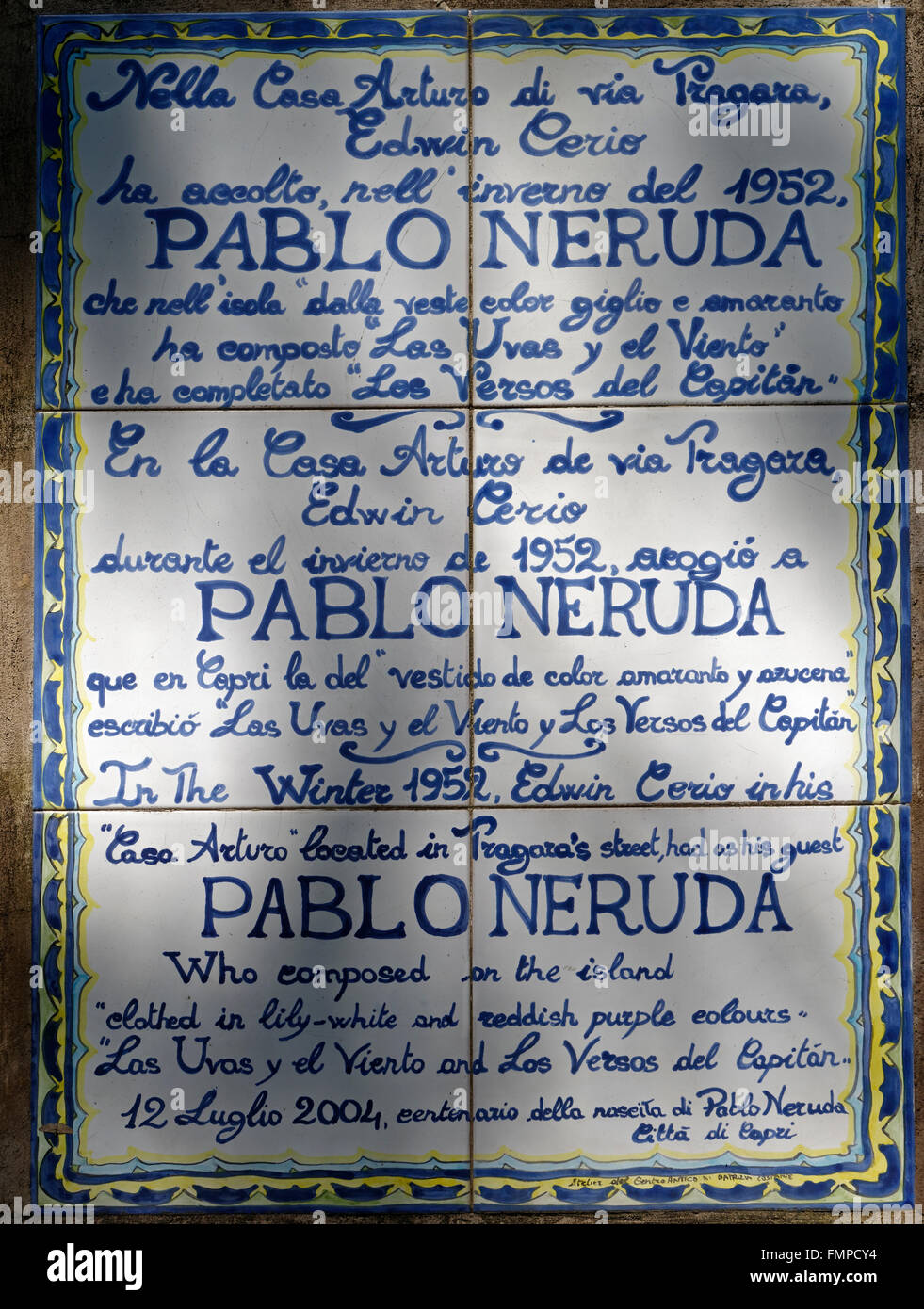 Gedenktafel an der Dichter Pablo Neruda in Via Tragara, Insel Capri, Capri, Golf von Neapel, Kampanien, Italien Stockfoto