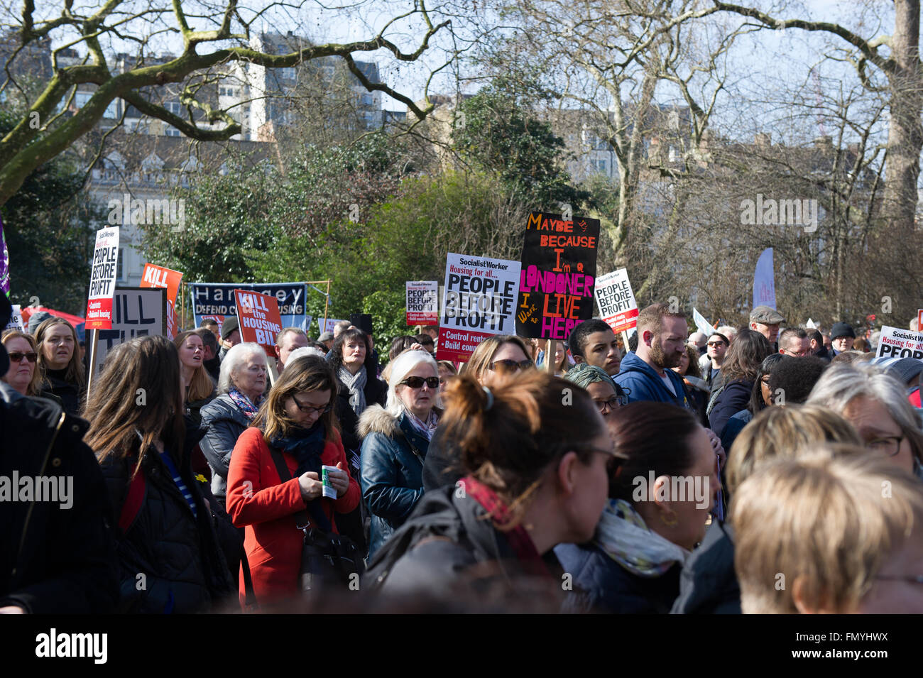 London, UK. 13. März 2016. Demonstranten versammeln sich in London am Lincoln es Inn Field am 13. März 2016 zum protest gegen die Wohnungs-Gesetz. Bildnachweis: Alan West/Alamy Live-Nachrichten Stockfoto