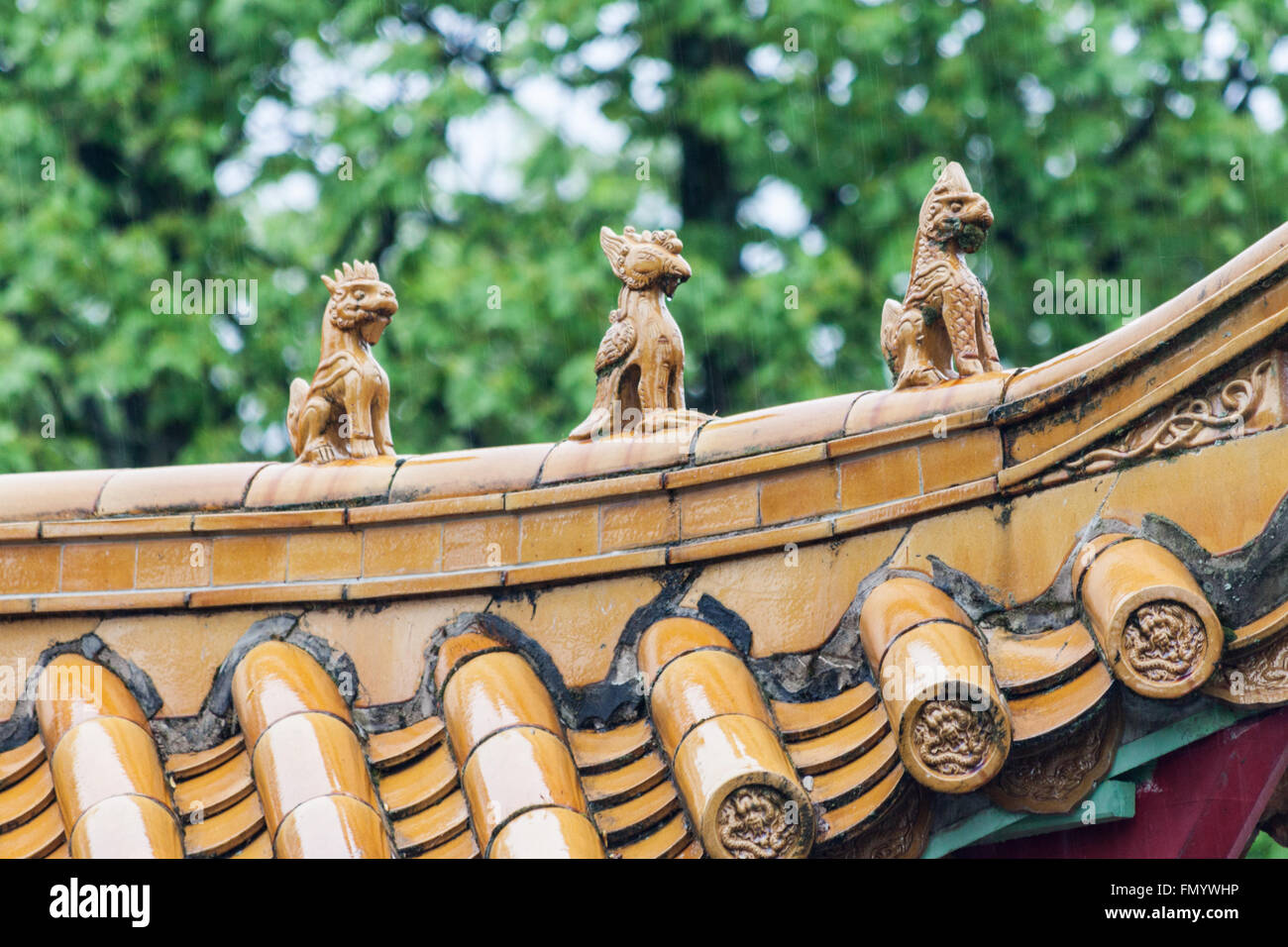 Drachen statue schweiz Fotos und Bildmaterial in hoher Auflösung Alamy