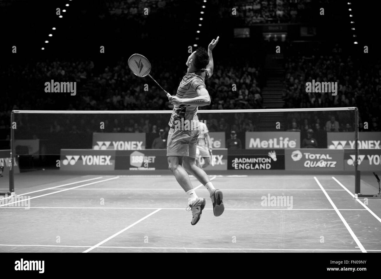 Barclaycard Arena, Birmingham, UK. 13. März 2016. Yonex All England Open Badminton Championships. Lin Dan China, Herren Einzel Finale Mitte Luft Credit: Action Plus Sport/Alamy Live News Stockfoto