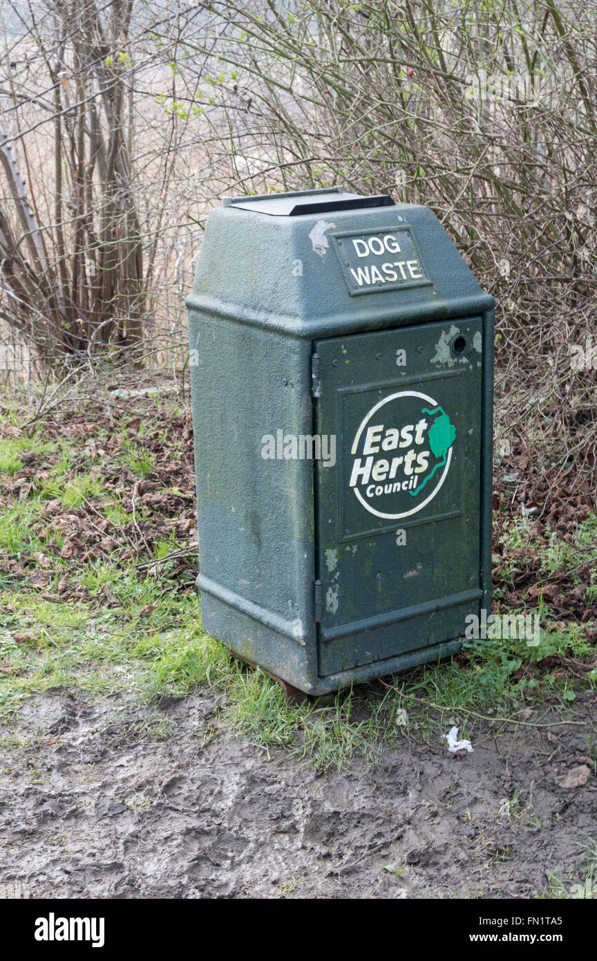 Hund-Abfallbehälter, East Herts Council Stockfoto