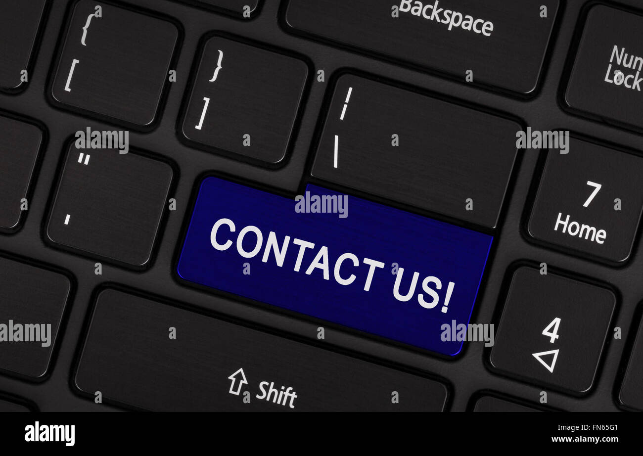 Website Vorlage Abschnitt Schlüssel mit Kontakt Text auf Laptop-Tastatur Stockfoto