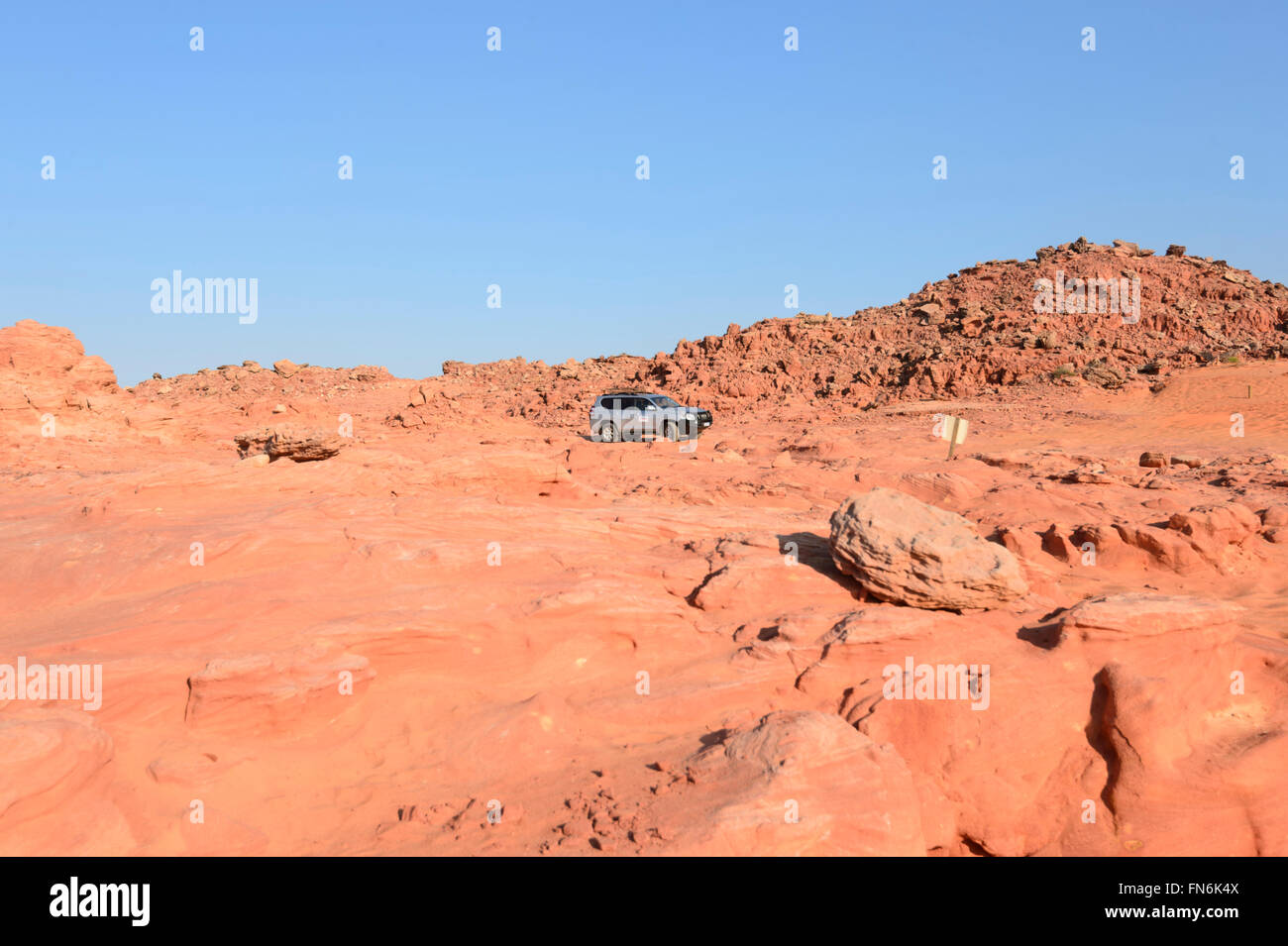 4 x 4 auf Pindan Cliffs, Cape Leveque, Dampier Peninsula, Kimberley-Region, Western Australia, WA, Australien Stockfoto