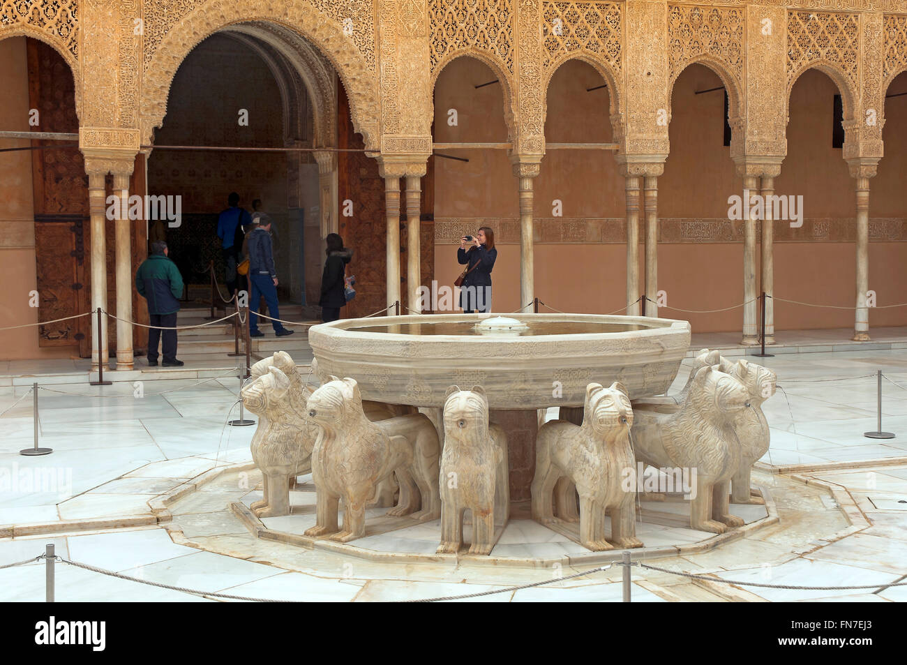 Die Löwen Innenhof, der Alhambra, Granada, Region von Andalusien, Spanien, Europa Stockfoto