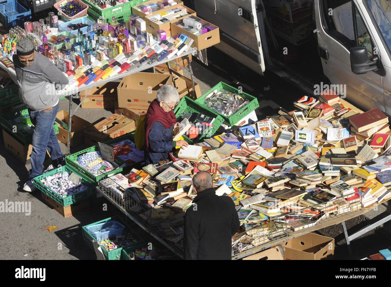 Mailand, Italien, Flohmarkt, Second-Hand Bücherstand Stockfoto