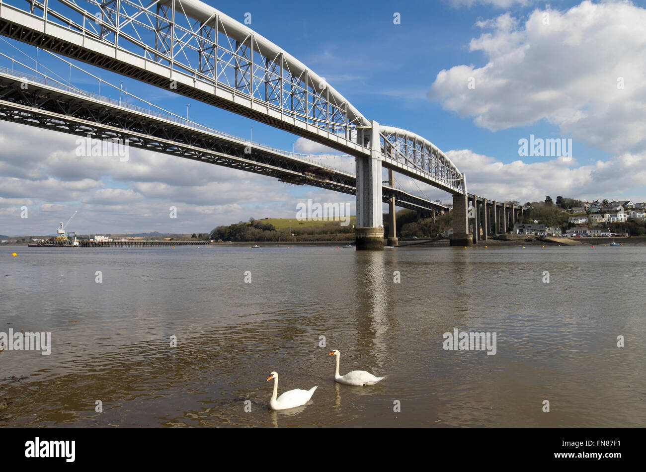 Royal Albert Bridge und Tamar Brücke, Saltash Cornwall England. Stockfoto