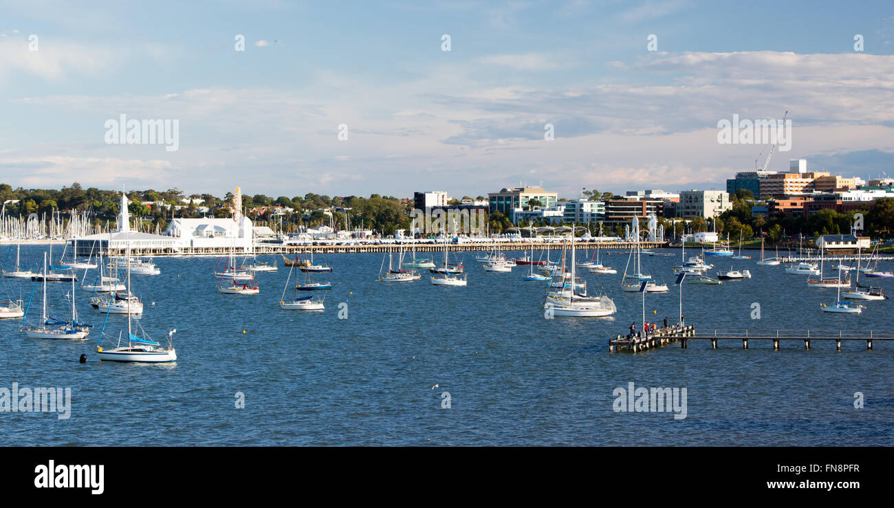 Cunningham Pier und Geelong Waterfront an einem lauen Sommerabend in Victoria, Australien Stockfoto
