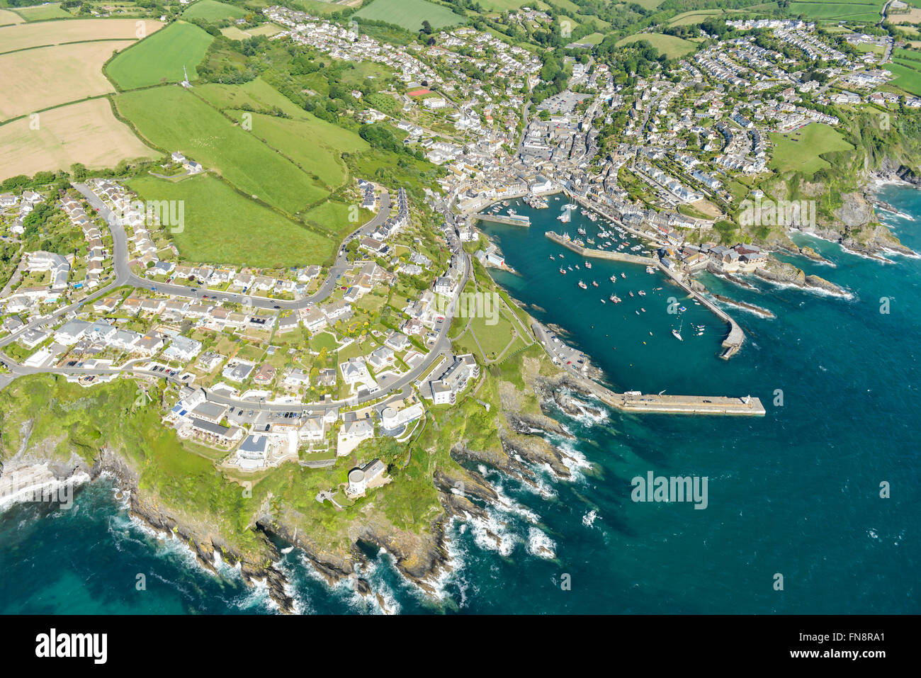 Eine Luftaufnahme des Dorf Mevagissey und umliegenden Küste Cornwalls Stockfoto