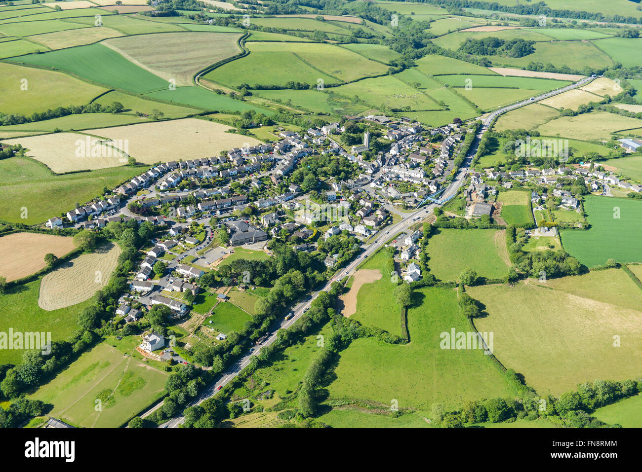 Eine Luftaufnahme des Dorfes von Landrake und Cornish Umland Stockfoto