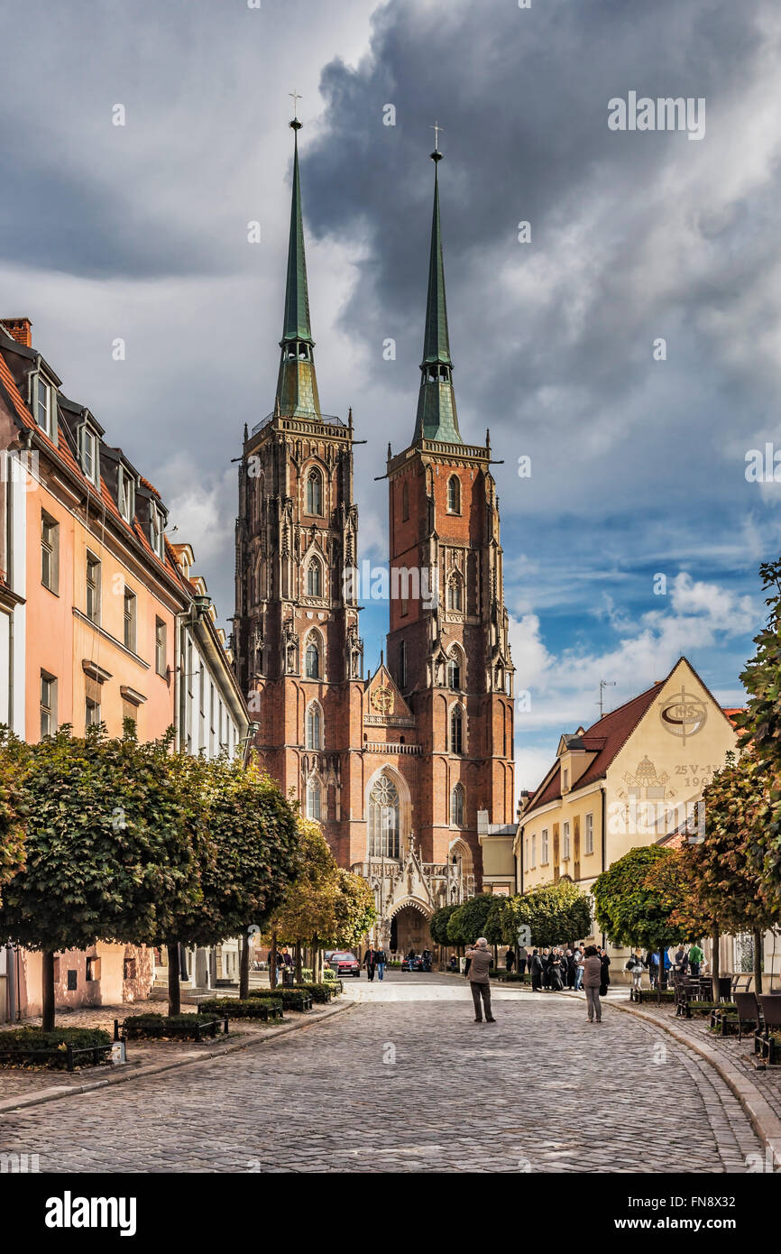 Der Breslauer Dom befindet sich auf der Dominsel (Ostrow Tumski), Wroclaw, untere Woiwodschaft Schlesien, Polen, Europa Stockfoto