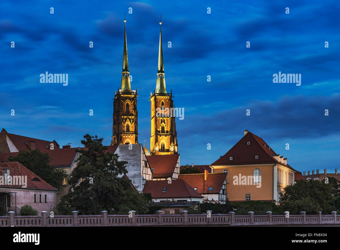Der Breslauer Dom befindet sich auf der Dominsel (Ostrow Tumski), Wroclaw, untere Woiwodschaft Schlesien, Polen, Europa Stockfoto