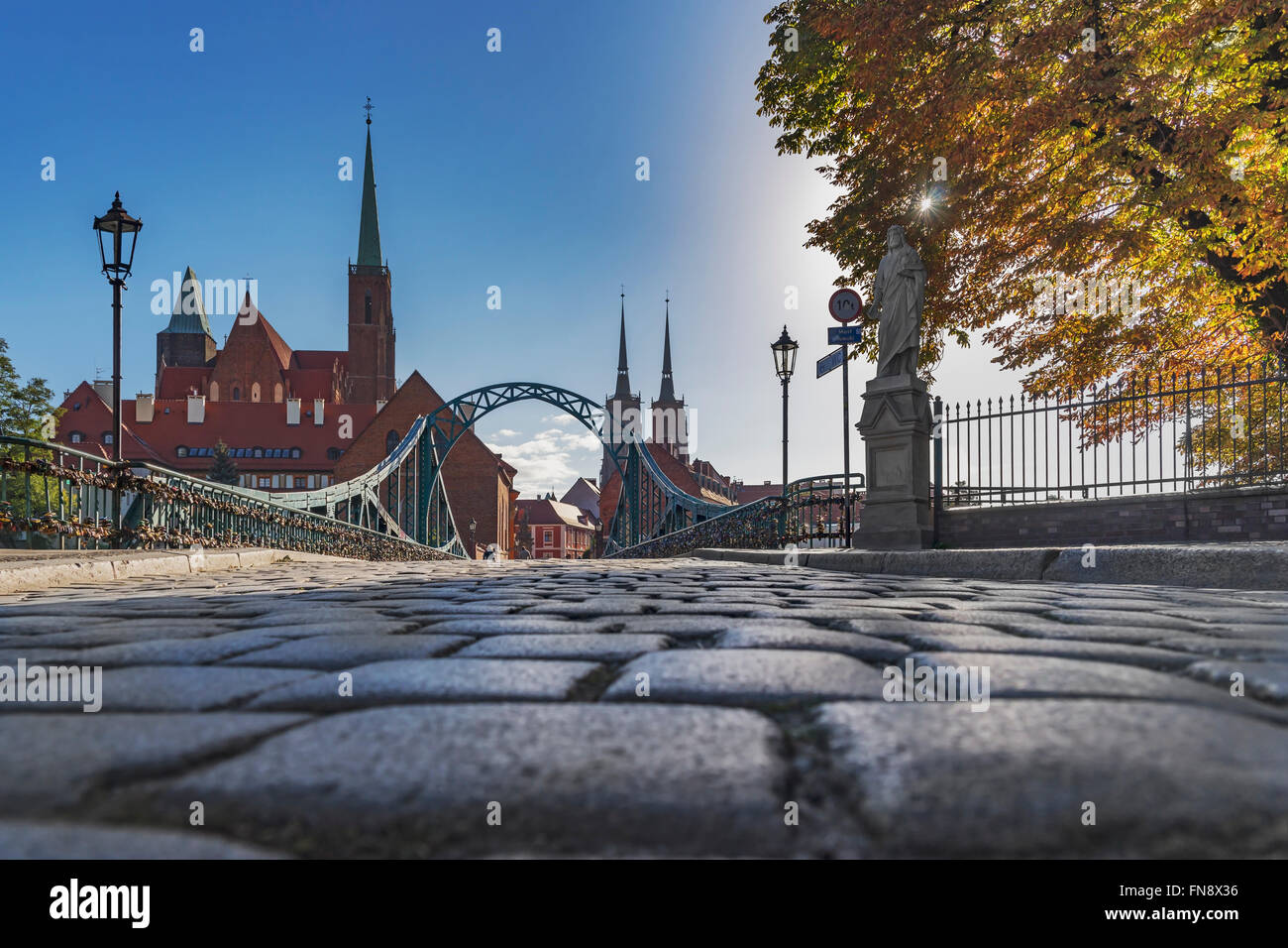 Die Kathedrale-Brücke verbindet die Sandinsel mit Dominsel, Wroclaw, untere Woiwodschaft Schlesien, Polen, Europa Stockfoto