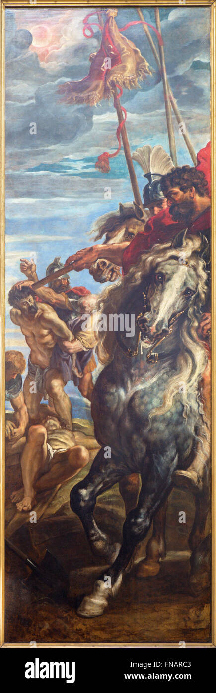 Antwerpen, Belgien - 4. September 2013: Die richtige Verkleidung von Triptychon Raising des Kreuzes (1609-1610) von Rubens Stockfoto