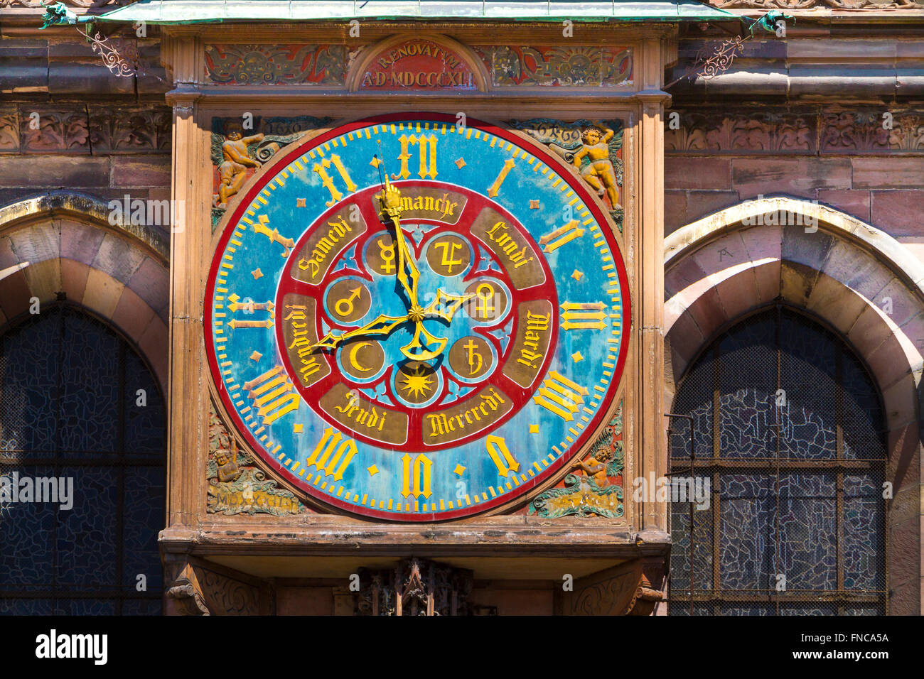 Astronomische Uhr, Liebfrauenkathedrale, Straßburg Elsass Frankreich Stockfoto