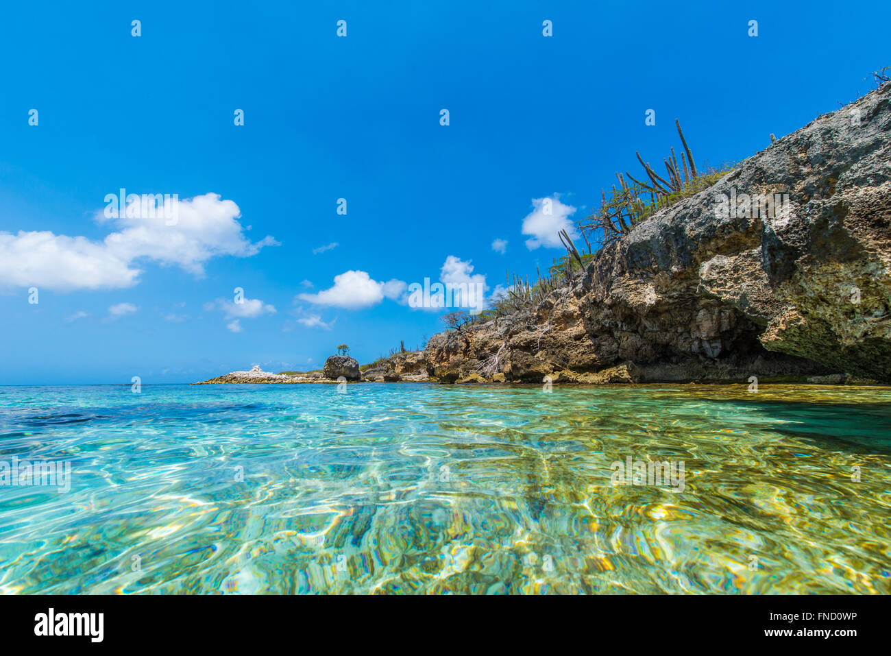 Wayaka Strand auf Bonaire in Washington Slagbaai National Park ist einer der schönsten Plätze zum Schnorcheln und Sonnenbaden Stockfoto