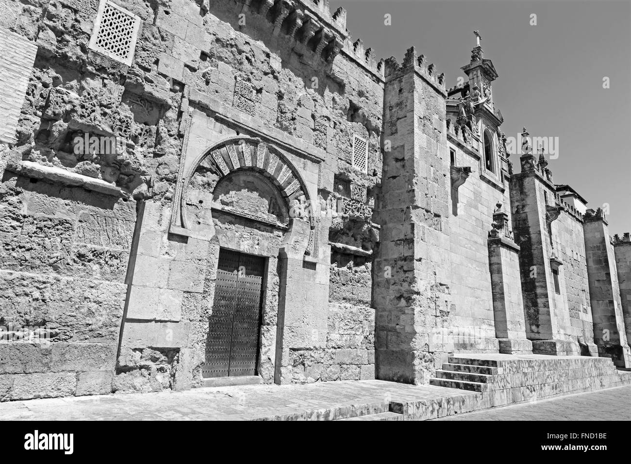 Cordoba - die Kathedrale Wände aus Westen Stockfoto