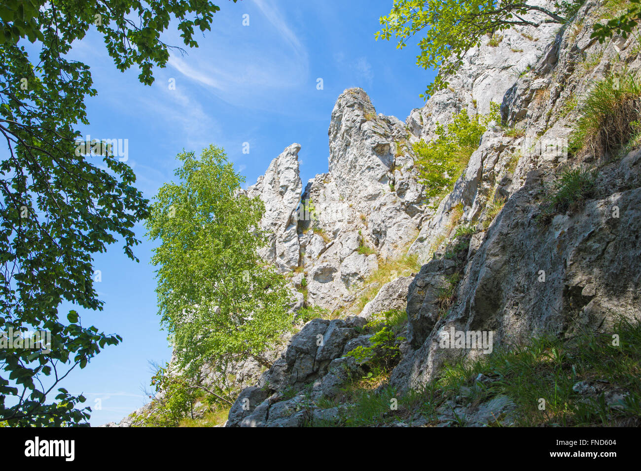 Slowakei - Krslenica Felsen in kleinen Karpaten Berge Stockfoto