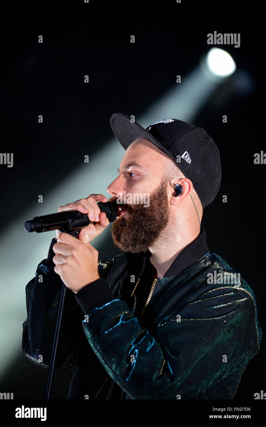 BARCELONA - 13 JUN: Woodkid (Band) führt auf Sonar Festival am 13. Juni 2014 in Barcelona, Spanien. Stockfoto