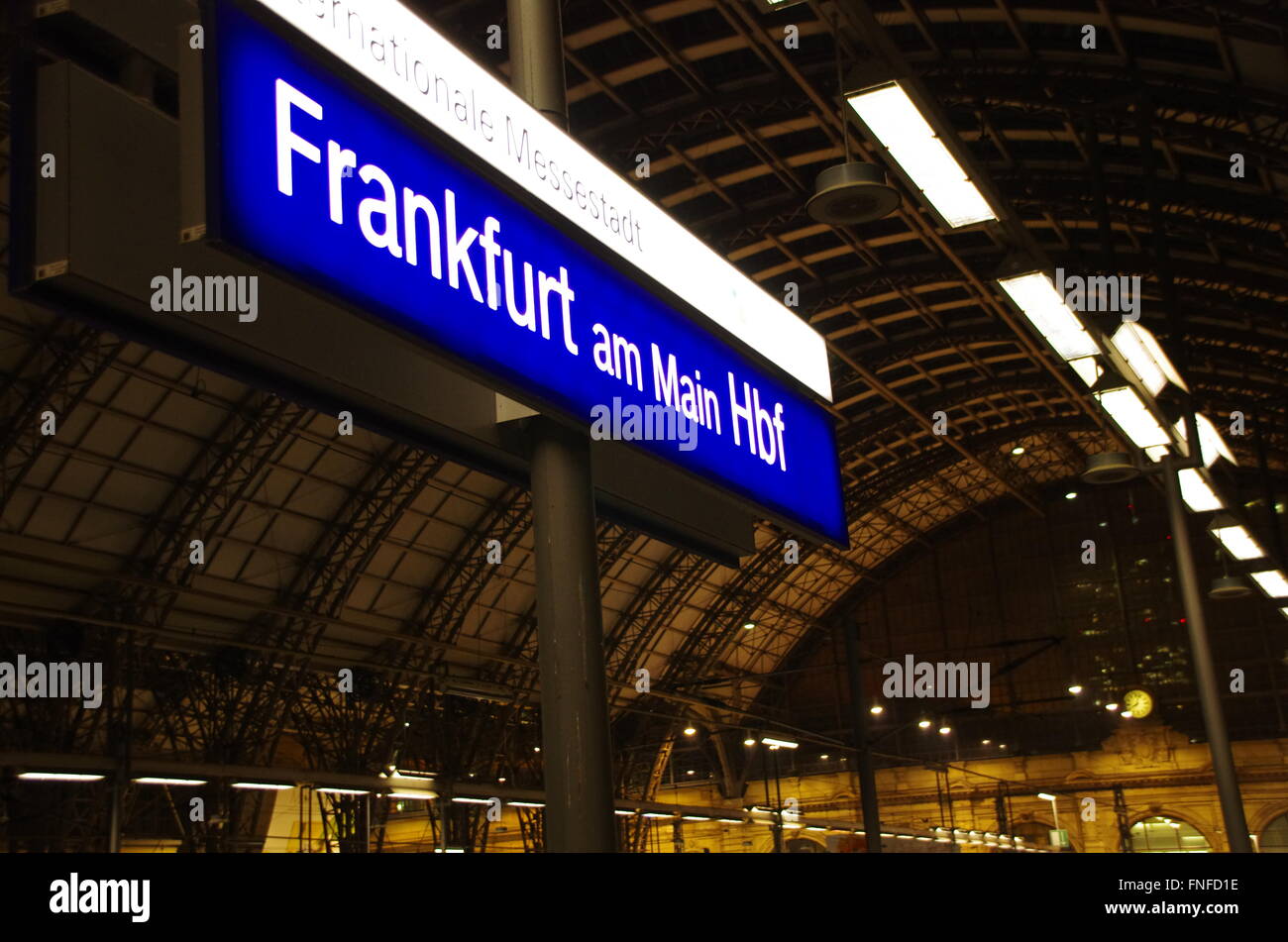 Frankfurt Am Main Hauptbahnhof Stockfotografie - Alamy