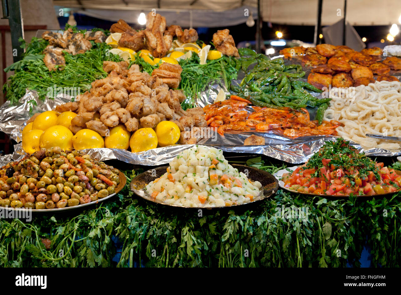 Lebensmittel auf dem Markt Jamaa el Fna Marrakesch, Marokko Stockfoto