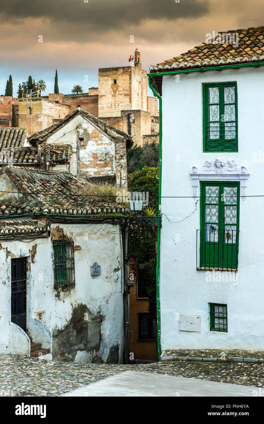 Malerische Aussicht auf einer Straße in der Albaicín Viertel, Granada, Andalusien, Spanien Stockfoto