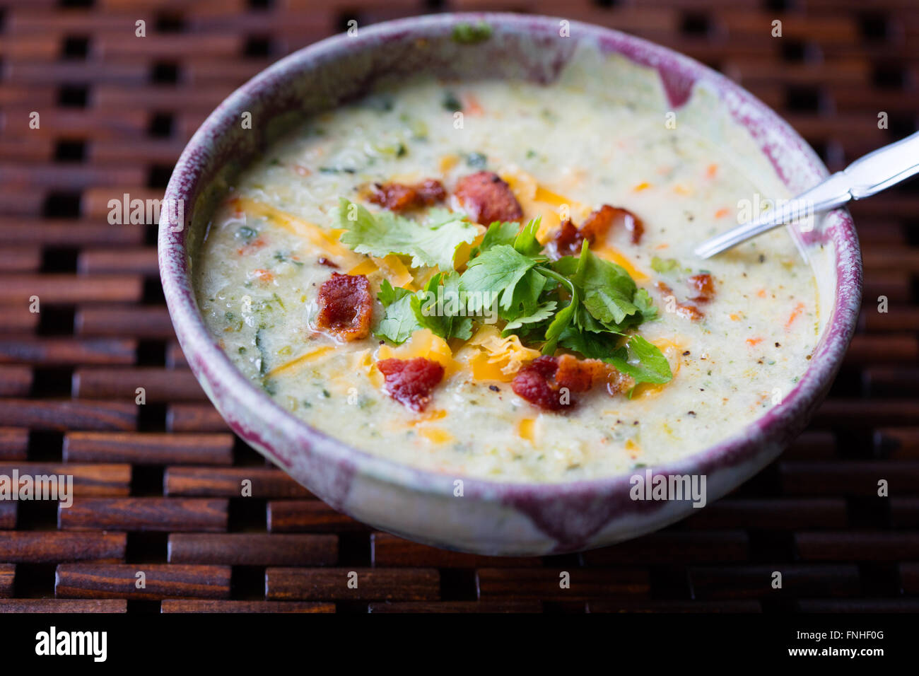 Suppe Garnieren Stockfotos und -bilder Kaufen - Alamy