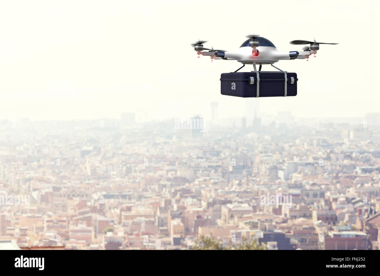 moderne Drohne mit Gehäuse und Stadt Hintergrund Stockfoto