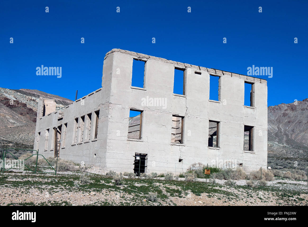 Rhyolith öffentliche Schulgebäude Ruinen, Rhyolite, Nevada, Vereinigte Staaten von Amerika Stockfoto