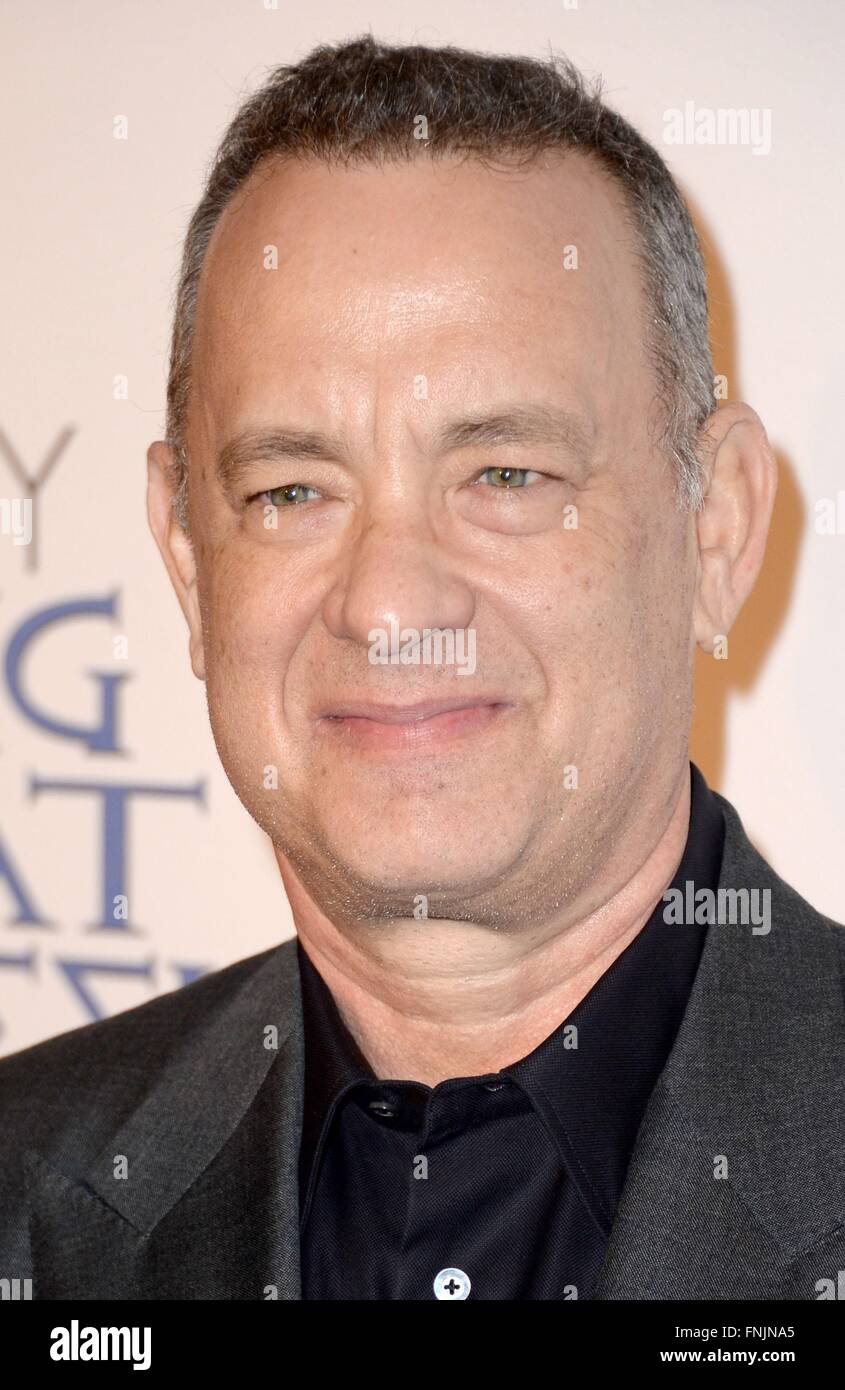 New York, NY, USA. 15. März 2016. Tom Hanks im Ankunftsbereich für AMC Loews Lincoln Sqaure, New York, NY, MY BIG FAT griechischen Hochzeit 2 Premiere 15. März 2016. Bildnachweis: Kristin Callahan/Everett Collection/Alamy Live-Nachrichten Stockfoto