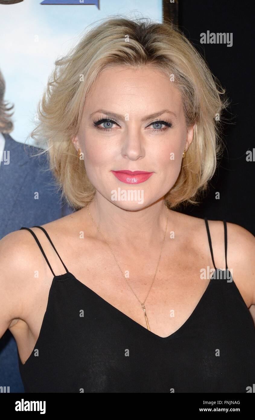 New York, NY, USA. 15. März 2016. Elaine Hendrix im Ankunftsbereich für AMC Loews Lincoln Sqaure, New York, NY, MY BIG FAT griechischen Hochzeit 2 Premiere 15. März 2016. Bildnachweis: Kristin Callahan/Everett Collection/Alamy Live-Nachrichten Stockfoto