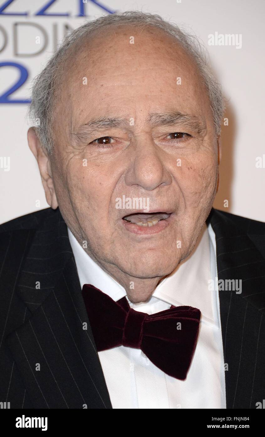 New York, NY, USA. 15. März 2016. Michael Constantine im Ankunftsbereich für AMC Loews Lincoln Sqaure, New York, NY, MY BIG FAT griechischen Hochzeit 2 Premiere 15. März 2016. Bildnachweis: Kristin Callahan/Everett Collection/Alamy Live-Nachrichten Stockfoto