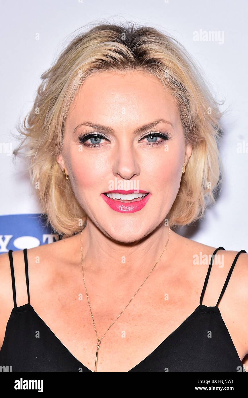 New York, NY, USA. 15. März 2016. Elaine Hendrix im Ankunftsbereich für AMC Loews Lincoln Sqaure, New York, NY, MY BIG FAT griechischen Hochzeit 2 Premiere 15. März 2016. Bildnachweis: Steven Ferdman/Everett Collection/Alamy Live-Nachrichten Stockfoto