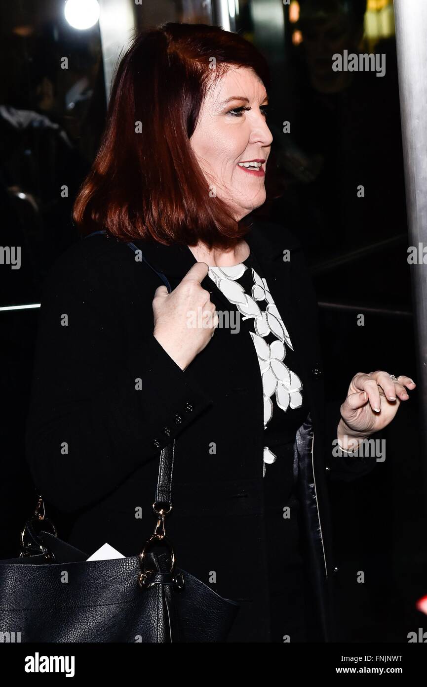 New York, NY, USA. 15. März 2016. Kate Flannery im Ankunftsbereich für AMC Loews Lincoln Sqaure, New York, NY, MY BIG FAT griechischen Hochzeit 2 Premiere 15. März 2016. Bildnachweis: Steven Ferdman/Everett Collection/Alamy Live-Nachrichten Stockfoto