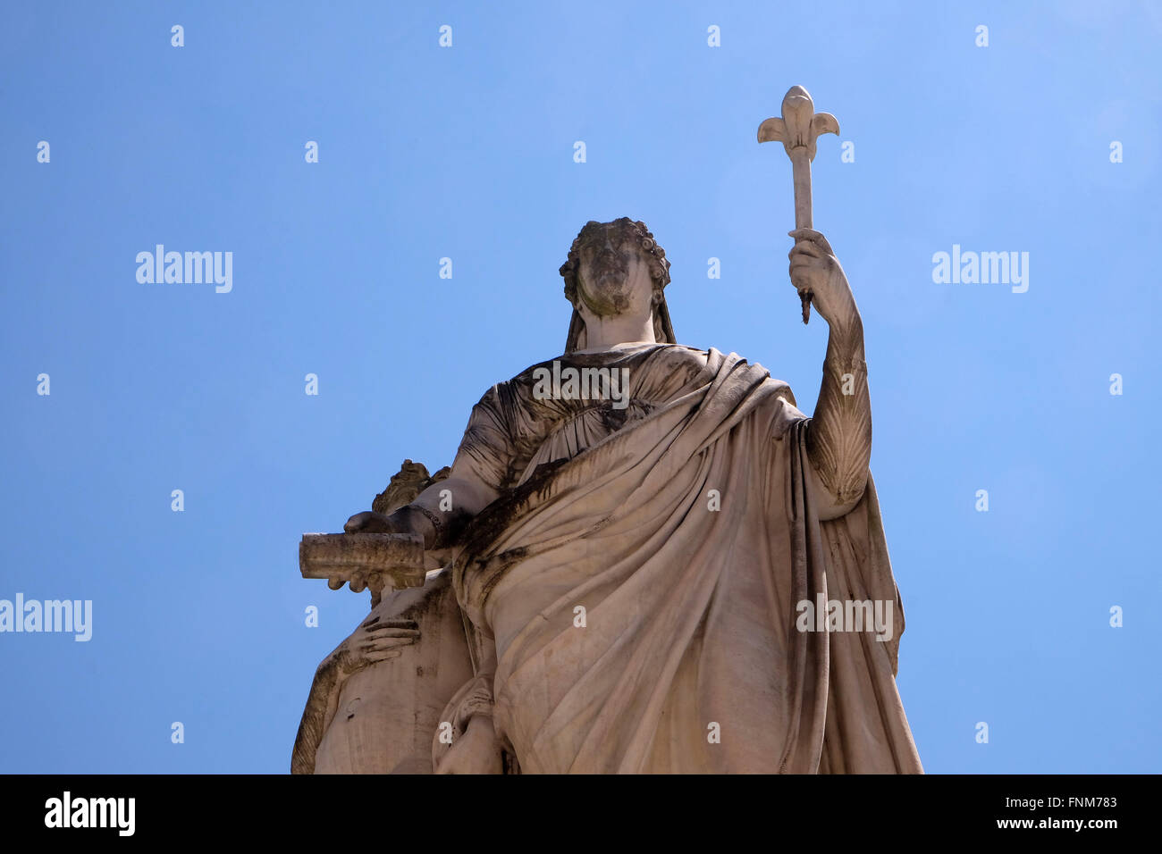 Statue der Maria Louisa von Spanien, Herzogin von Lucca in Lucca, Italien, am 6. Juni 2015 Stockfoto