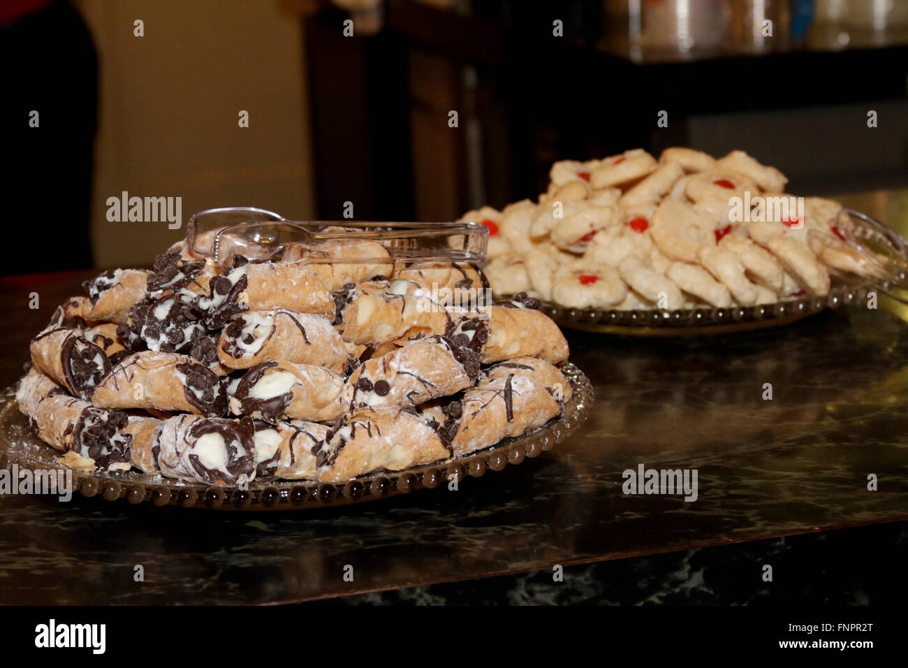 Gebäck und Kekse auf Bar Stockfoto