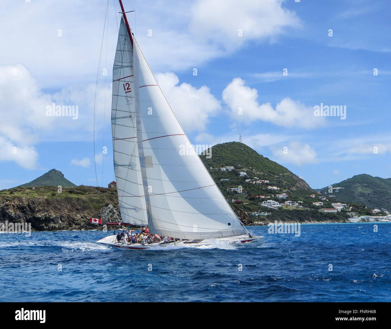 Segeln vor St. Maarten Stockfoto