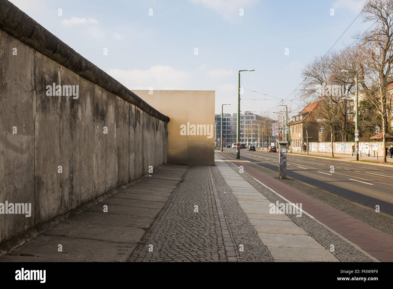 BERLIN, März 15: Die "Gedenkstatte Berliner Mauer" (Deutsch für Gedenkstätte Berliner Mauer) in Berlin-Mitte am 15. März 2016. Stockfoto