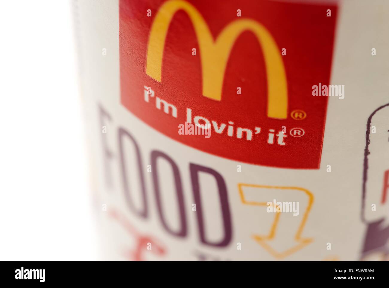 Ein Macdonald Getränke Tasse schließen sich. Stockfoto