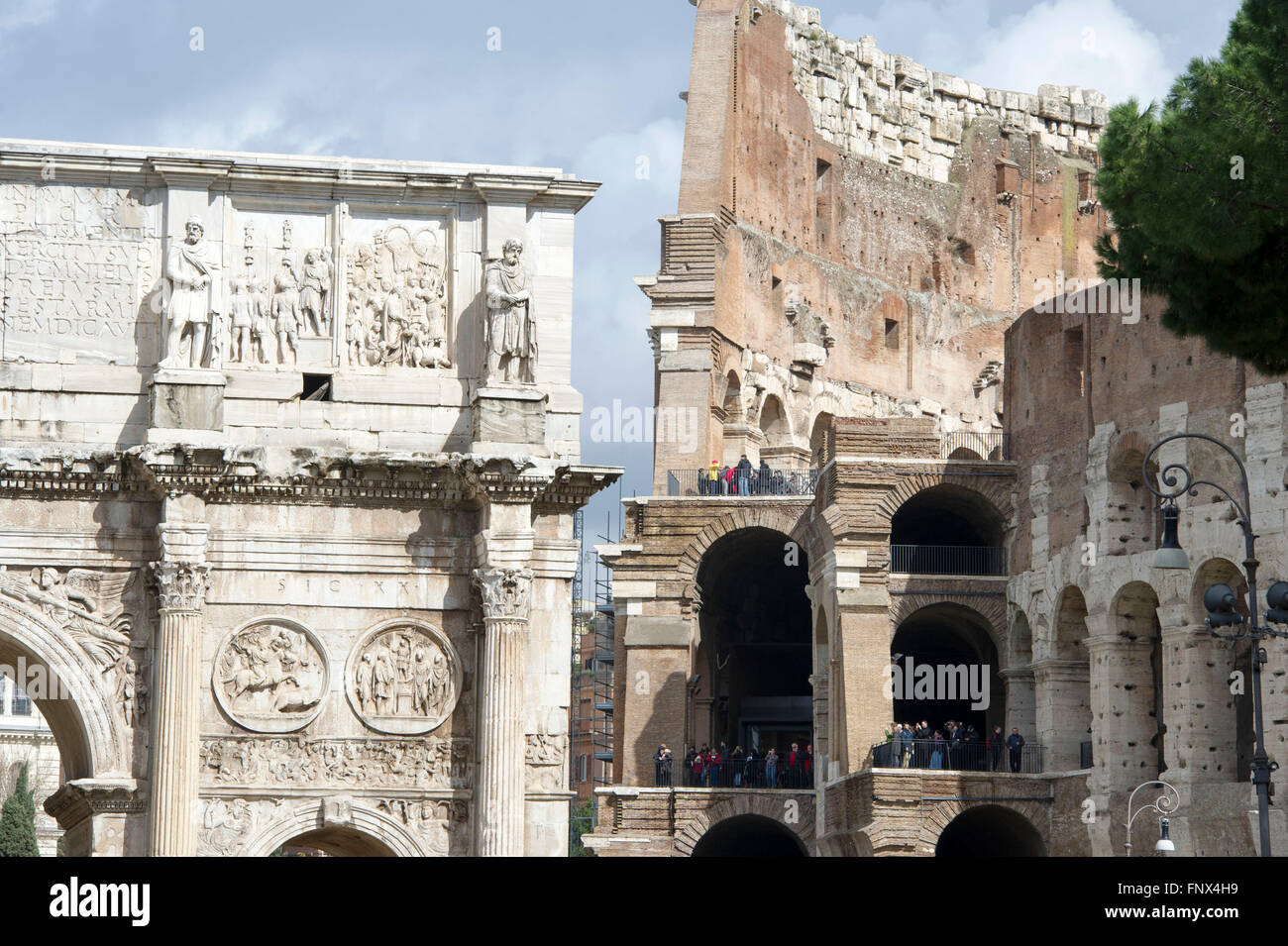 29.02.2016. Das Kolosseum-Rom, Italien. Touristen suchen auf den Ruinen des Kolosseums in Rom, Italien. Stockfoto