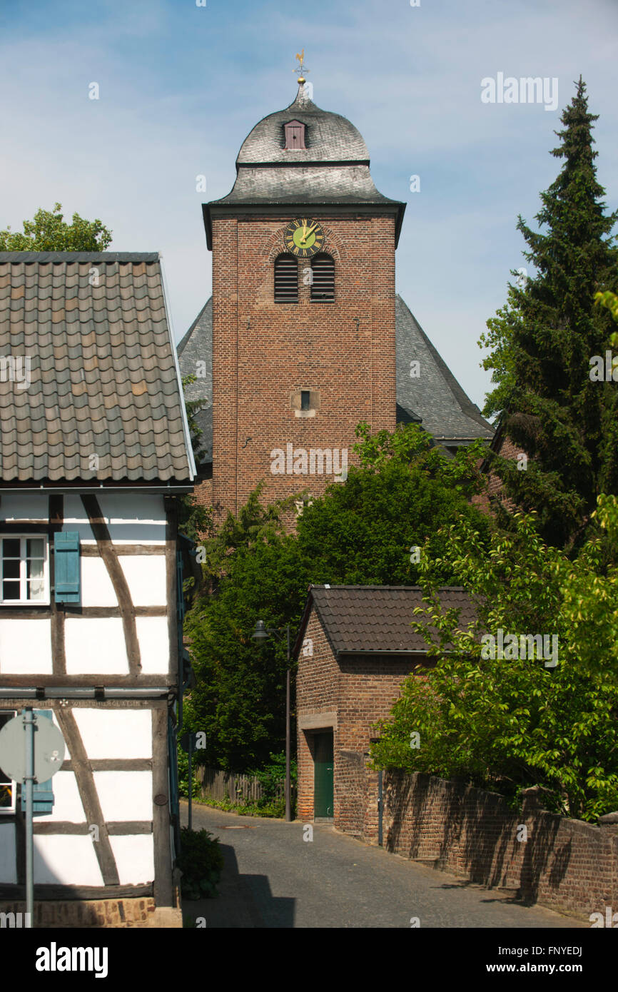 Deutschland, Nordrhein-Westfalen, Rhein-Sieg-Kreis, Alfter, Katholische Kirche Sankt Matthäus Stockfoto