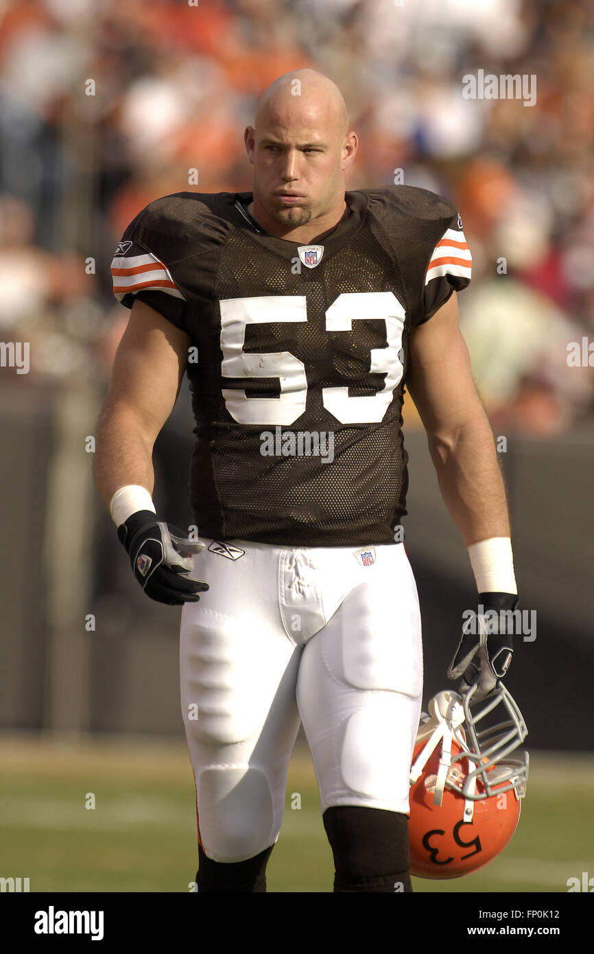 26. November 2006-- Cleveland, Ohio, USA - Cleveland Browns Linebacker (53) Mason Unck während seiner Mannschaft Spiel gegen die Cincinnati Bengals in Cleveland Browns Stadium am 26. November 2006 in Cleveland, Ohio.           ZUMA Press/Scott A. Miller (Kredit-Bild: © Scott A. Miller über ZUMA Draht) Stockfoto