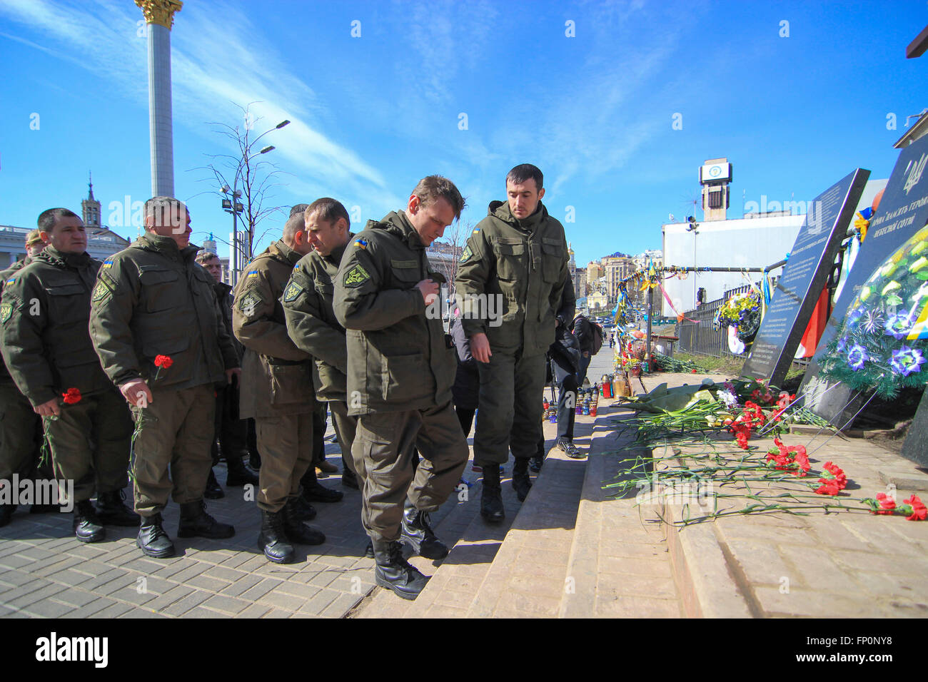 Kiew, Ukraine. 16. März 2016. Die Nationalgarde feiern während ihrer zweiten Jahrestag der Gründung unter der freiwilligen S. Kolschitzky. © Nazar Furyk/Pacific Press/Alamy Live-Nachrichten Stockfoto Kiew, Ukraine. 16. März 2016. Die Nationalgarde feiern während ihrer zweiten Jahrestag der Gründung unter der freiwilligen S. Kolschitzky. © Nazar Furyk/Pacific Press/Alamy Live-Nachrichten Stockfoto