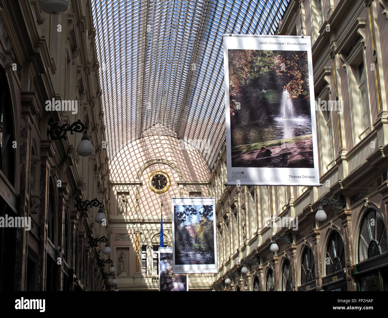 Les Galeries Royales Saint-Hubert, Galerie du Roi, Fotoausstellung, Brüssel, Belgien Stockfoto