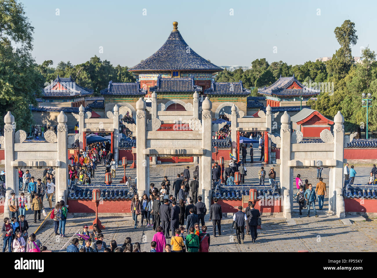 Viele Touristen besuchen eine Tempel des Himmels oder "Tiantan" Pagode in Peking, China. Stockfoto