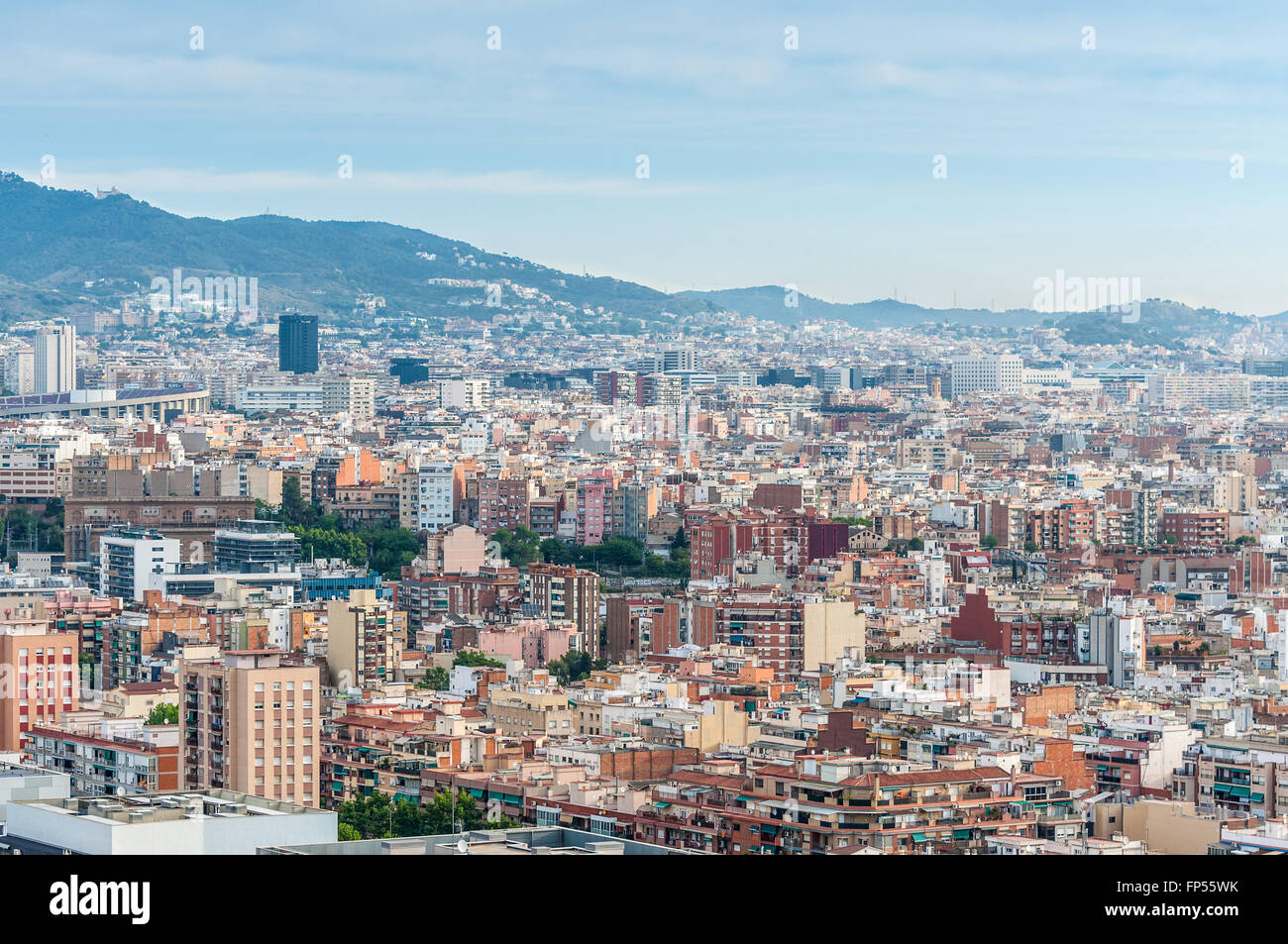 Aussicht über Barcelona von hoch oben in der Renaissance Barcelona Fira Hotel. Stockfoto
